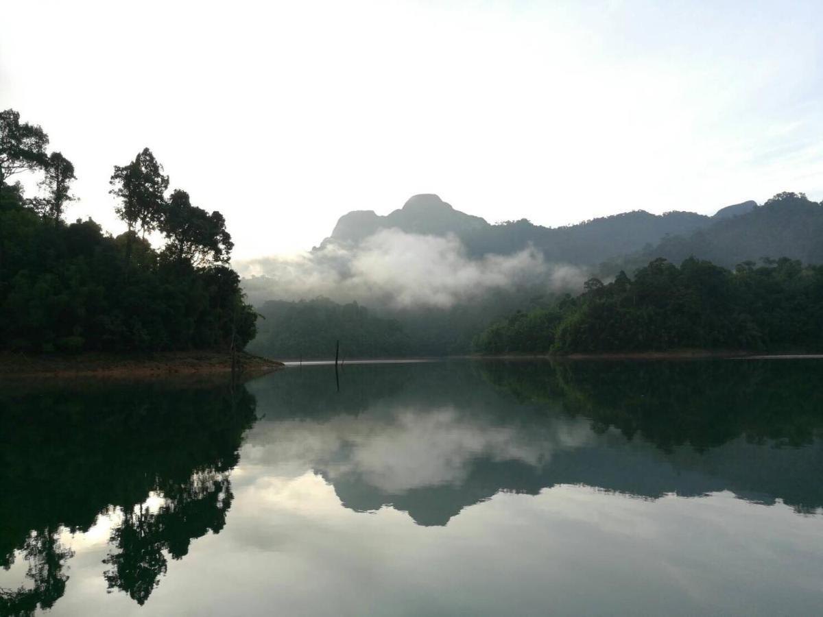ホテル カオソック エバーグリーン ハウス Khao Sok National Park エクステリア 写真